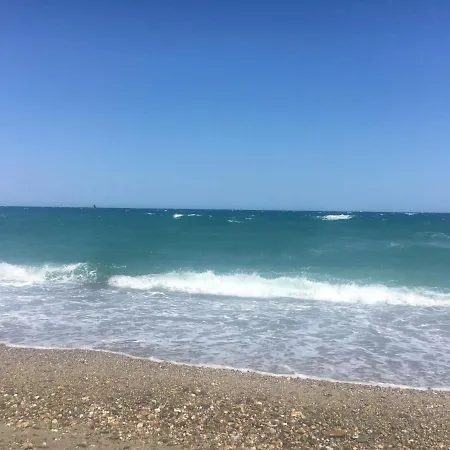 Tres Joli Studio 4 Personnes Avec Terrasse Front De Mer 아파트 루케이트